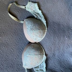 Victoria's Secret 38D mint green